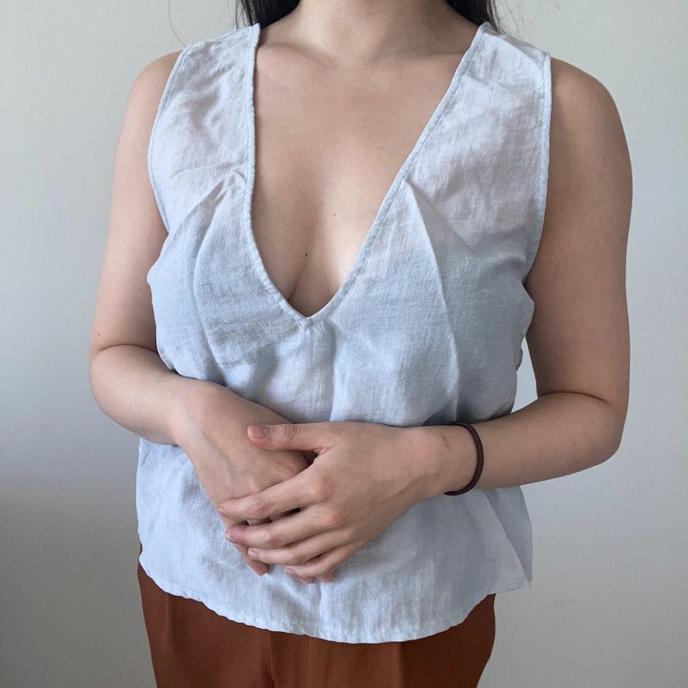 Deep-V Tank Top
